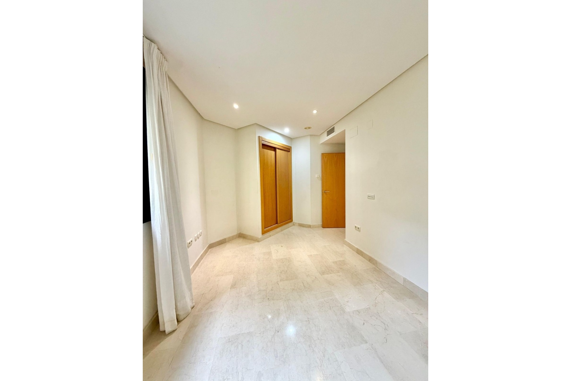 Wiederverkauf - apartment - Marbella - Puerto Banús