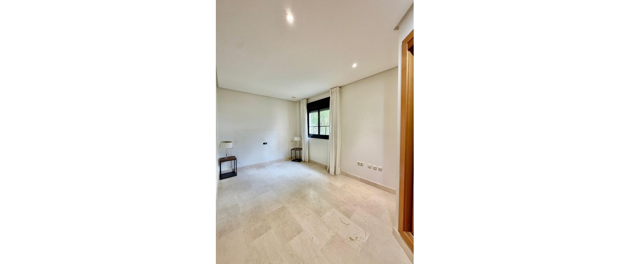 Wiederverkauf - apartment - Marbella - Puerto Banús
