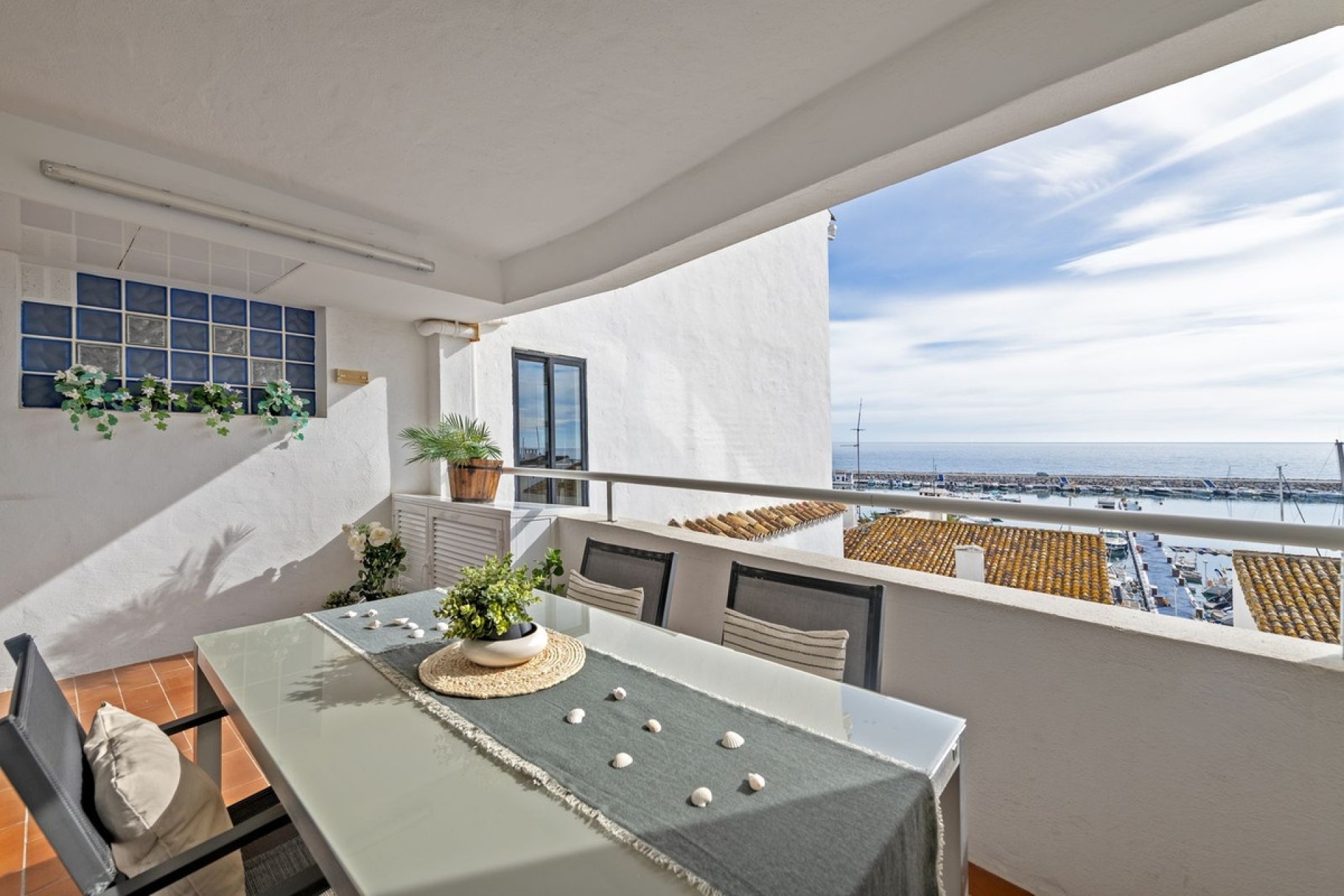 Wiederverkauf - apartment - Marbella - Puerto Banús