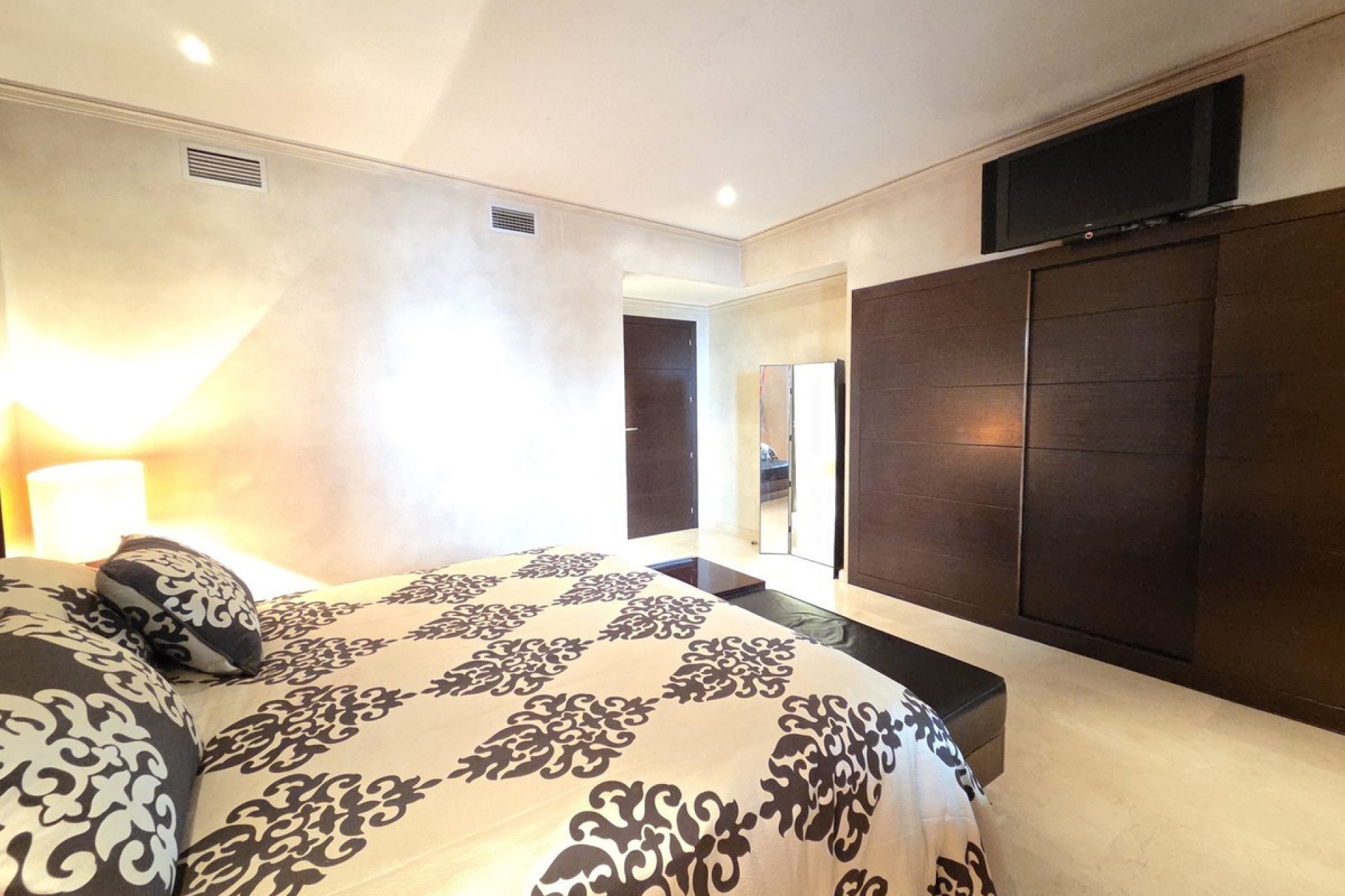 Wiederverkauf - apartment - Marbella - Puerto Banús