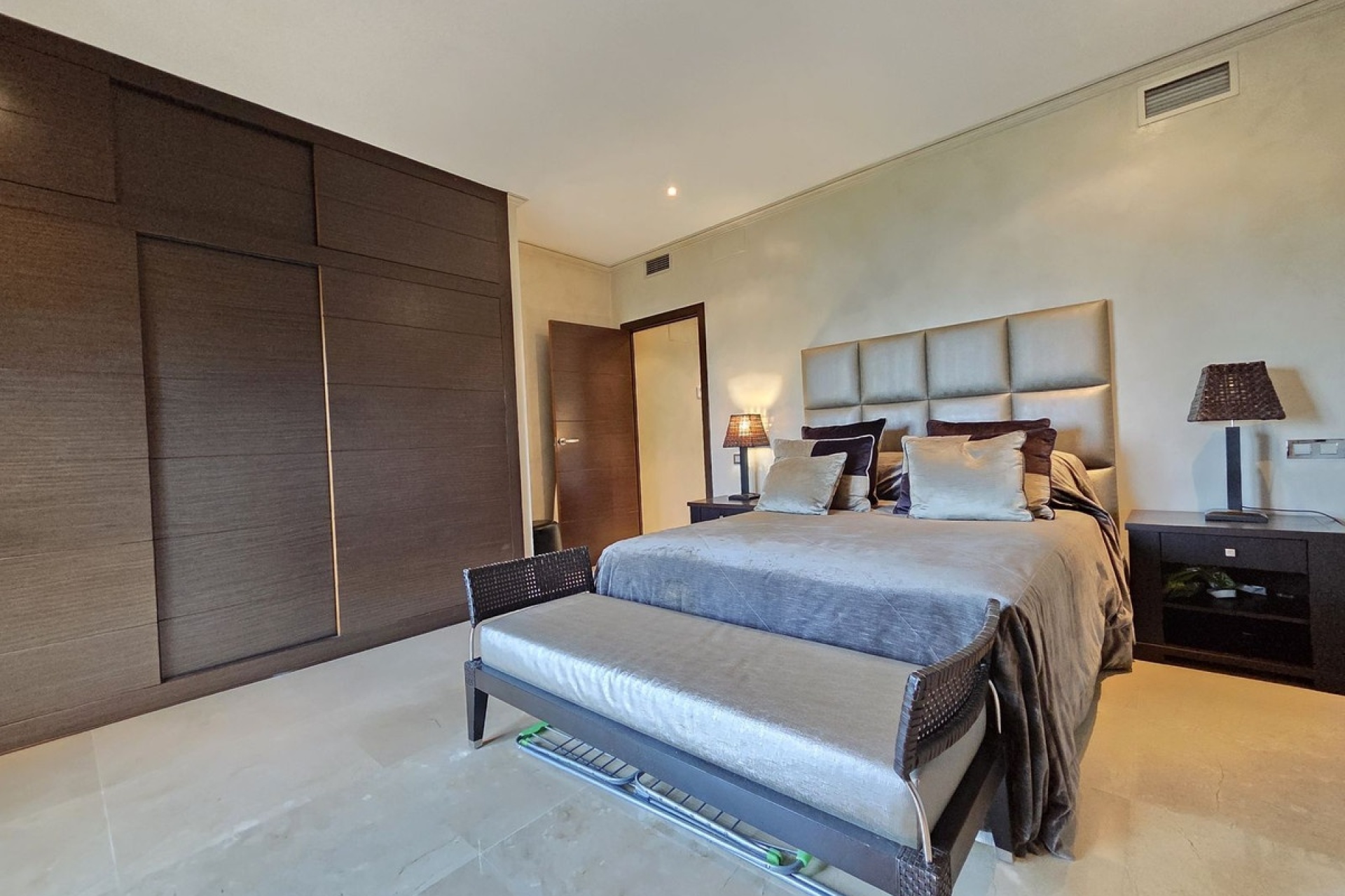 Wiederverkauf - apartment - Marbella - Puerto Banús