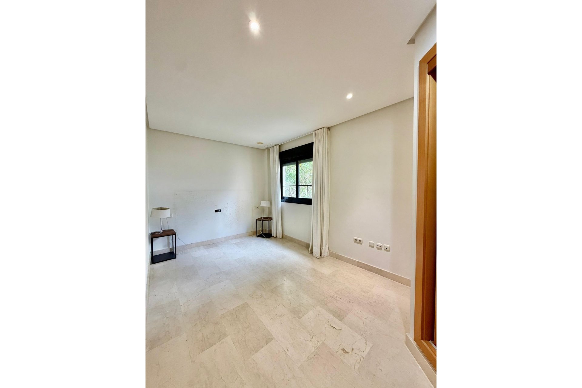 Wiederverkauf - apartment - Marbella - Puerto Banús