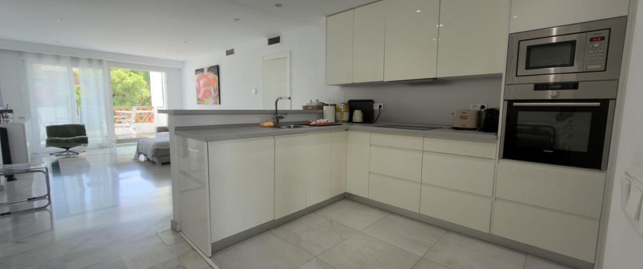 Wiederverkauf - apartment - Marbella - Puerto Banús