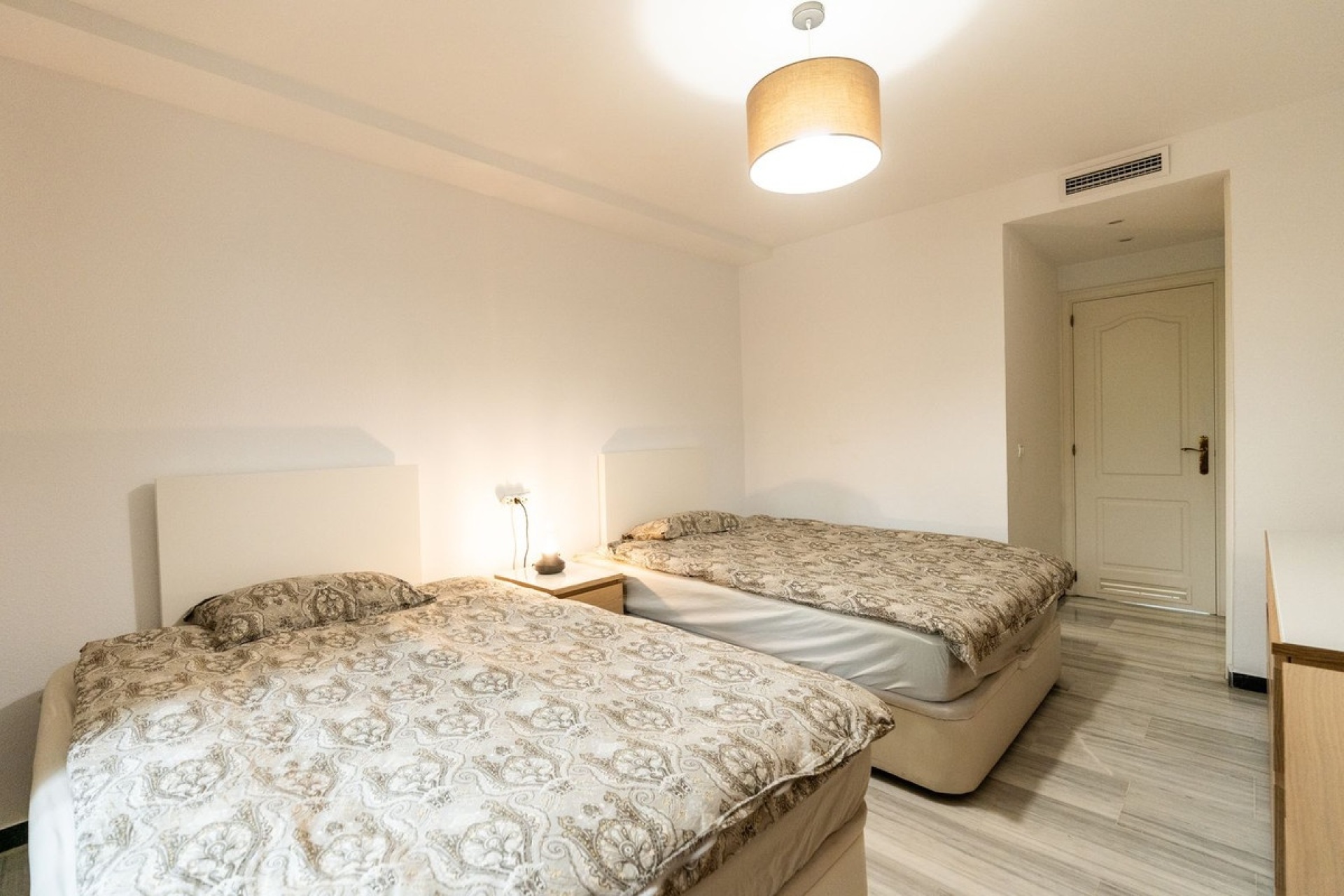 Wiederverkauf - apartment - Marbella - Puerto Banús
