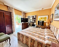 Wiederverkauf - apartment - Marbella - Puerto Banús