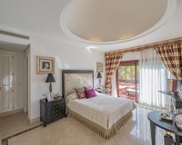 Wiederverkauf - apartment - Marbella - Puerto Banús