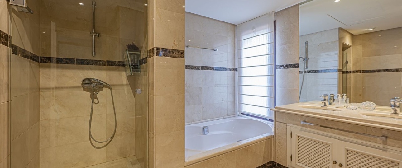Wiederverkauf - apartment - Marbella - Puerto Banús