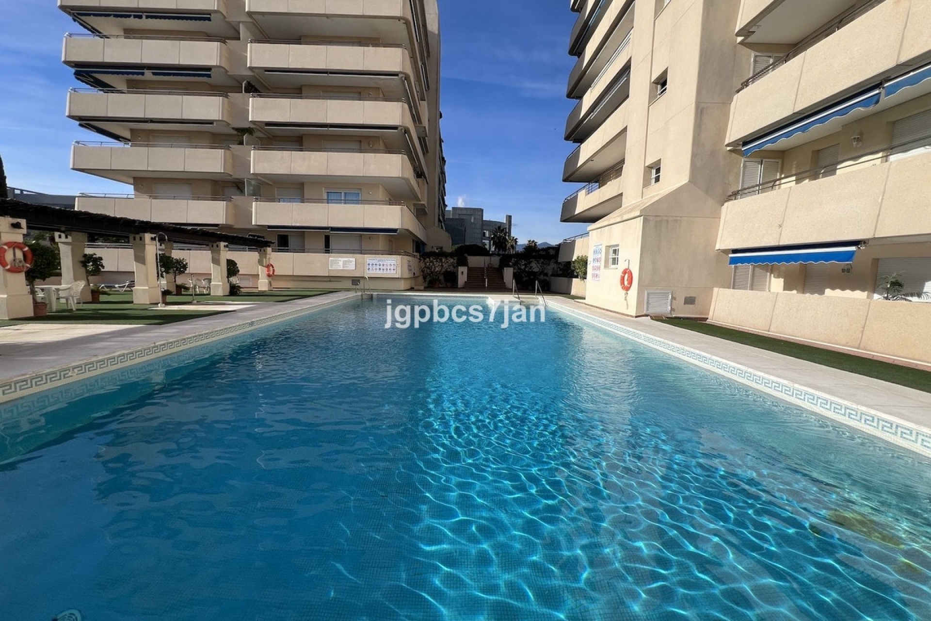 Wiederverkauf - apartment - Marbella - Puerto Banús
