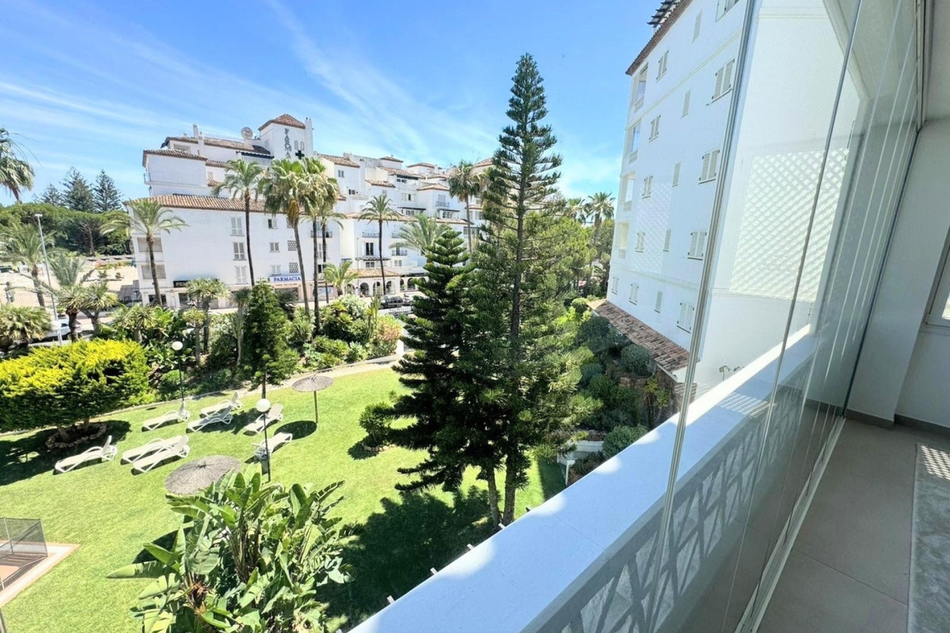 Wiederverkauf - apartment - Marbella - Puerto Banús