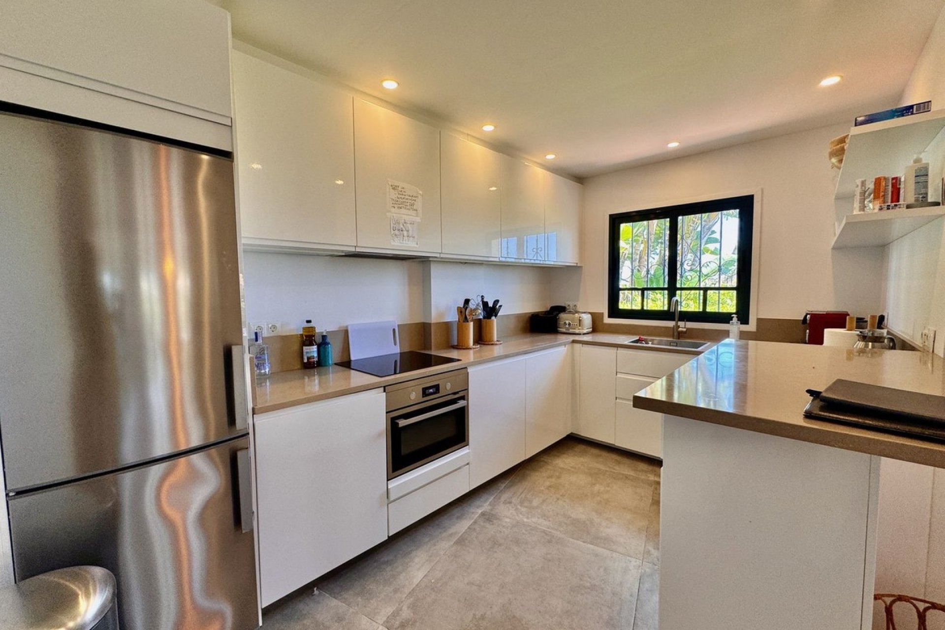 Wiederverkauf - apartment - Marbella - Puerto de Cabopino