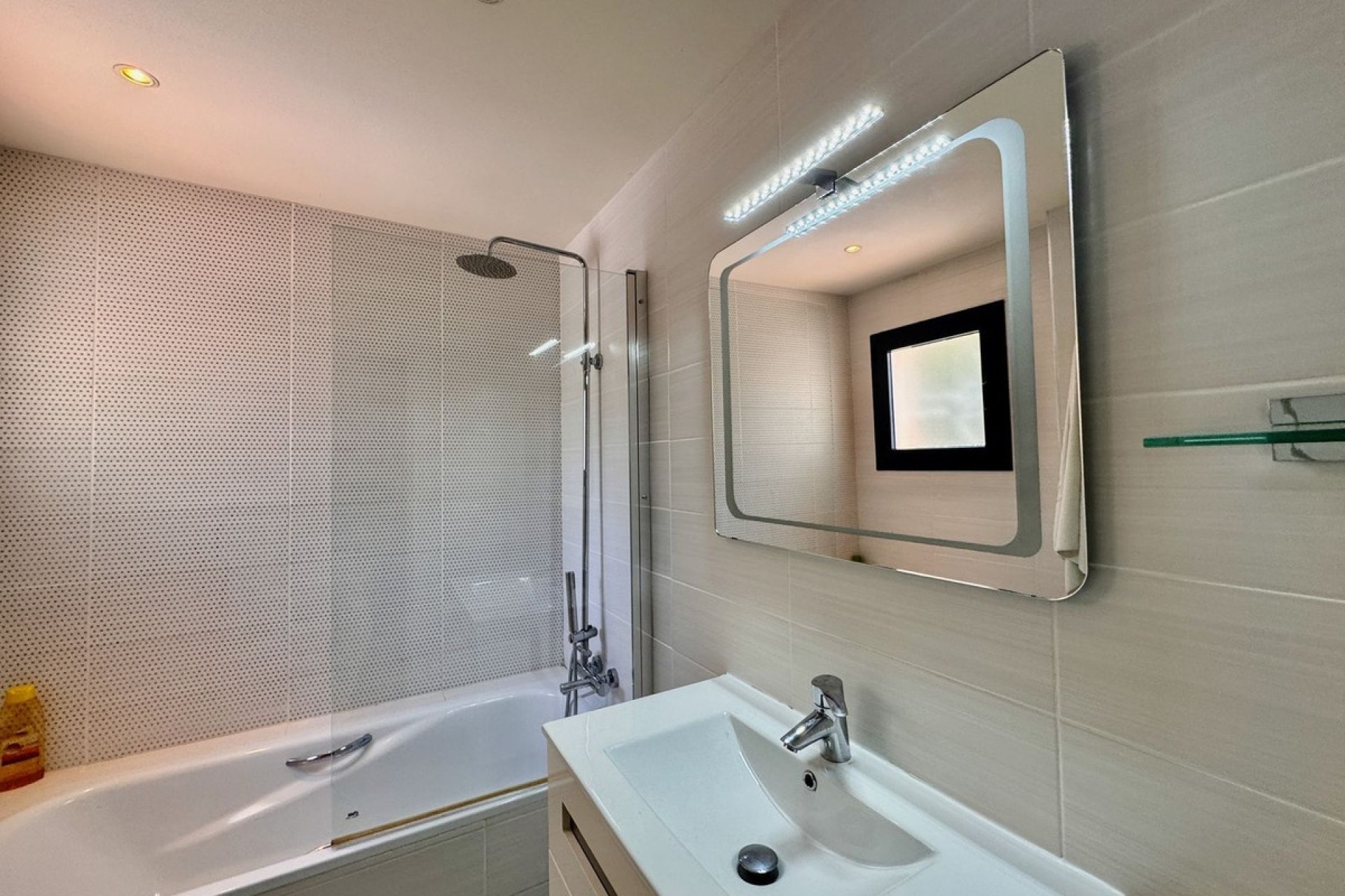 Wiederverkauf - apartment - Marbella - Puerto de Cabopino