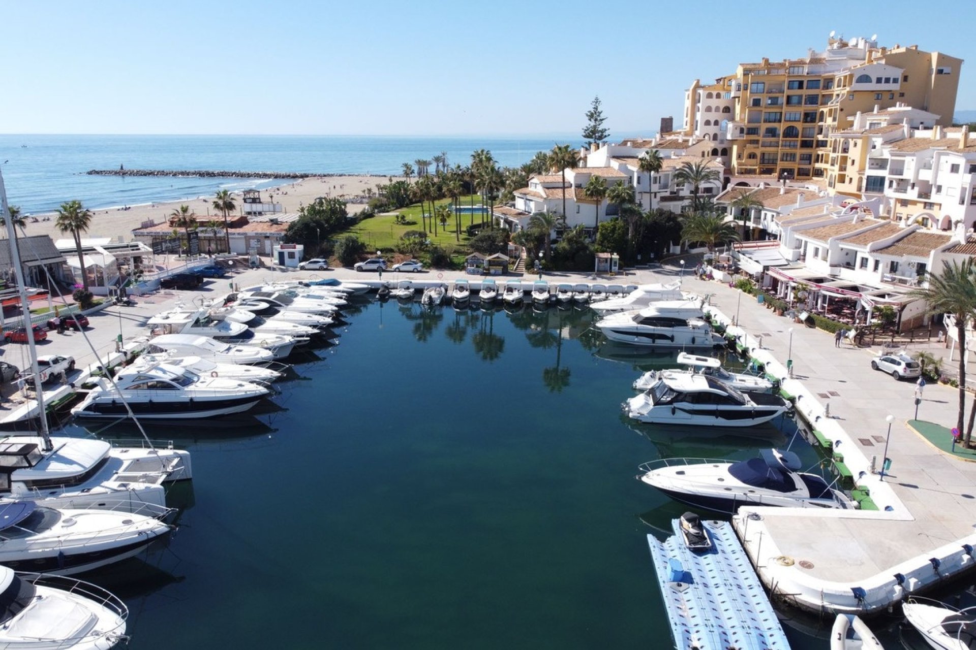 Wiederverkauf - apartment - Marbella - Puerto de Cabopino