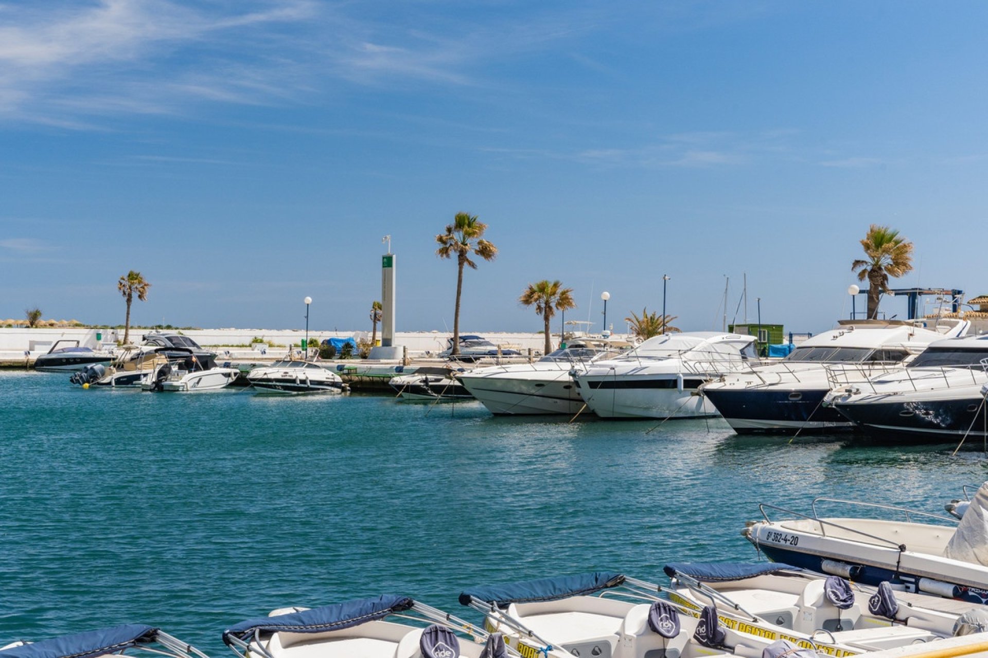 Wiederverkauf - apartment - Marbella - Puerto de Cabopino