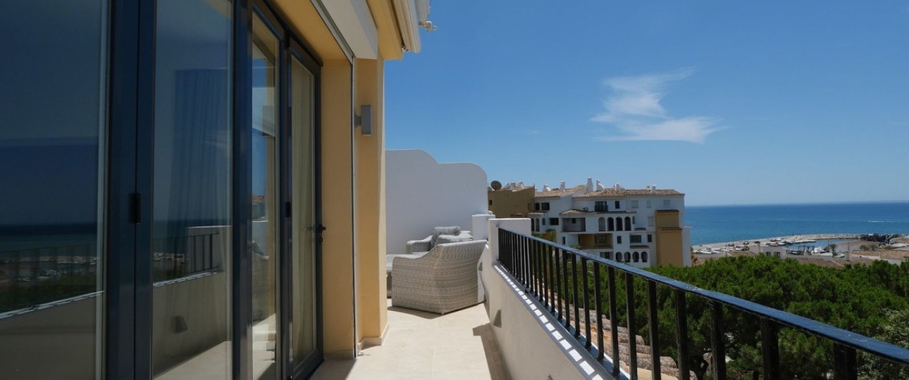 Wiederverkauf - apartment - Marbella - Puerto de Cabopino