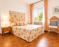 Wiederverkauf - apartment - Marbella - Puerto de Cabopino