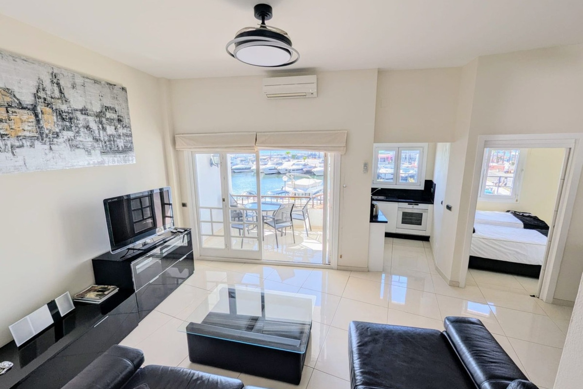 Wiederverkauf - apartment - Marbella - Puerto de Cabopino