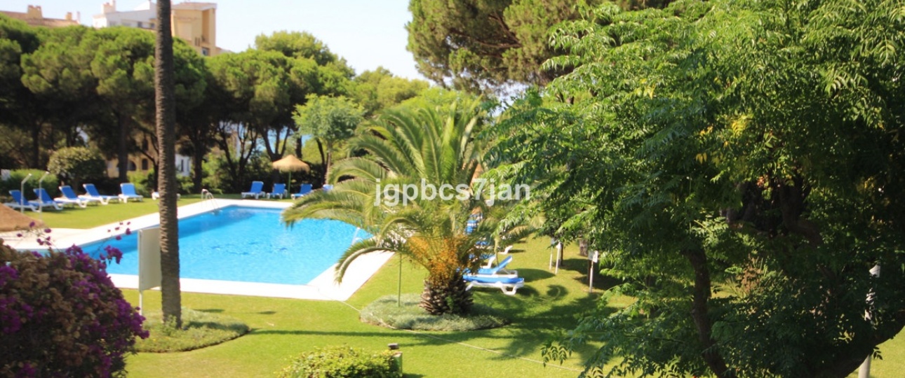 Wiederverkauf - apartment - Marbella - Puerto de Cabopino