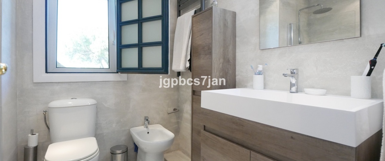 Wiederverkauf - apartment - Marbella - Puerto de Cabopino