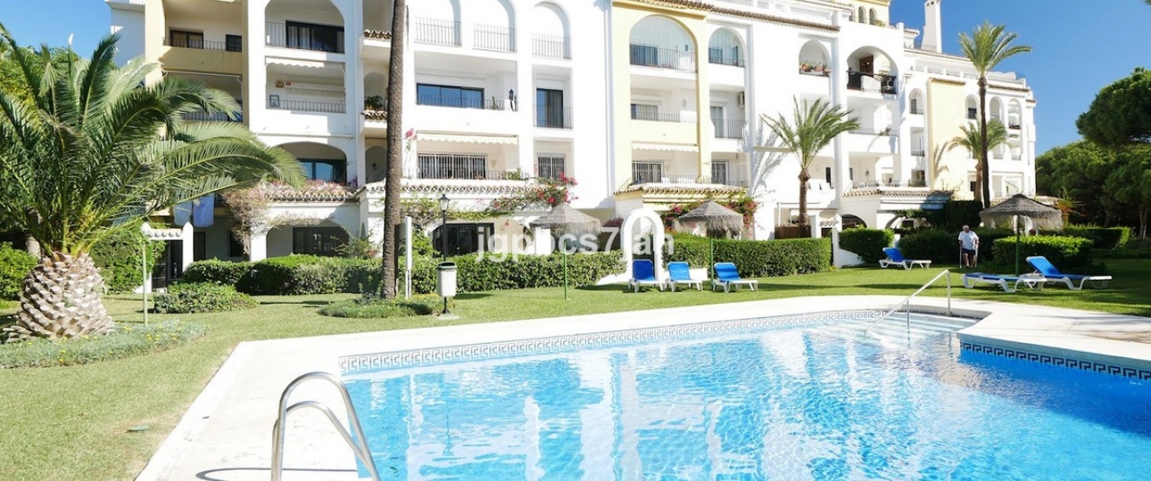 Wiederverkauf - apartment - Marbella - Puerto de Cabopino