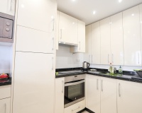 Wiederverkauf - apartment - Marbella - Puerto de Cabopino
