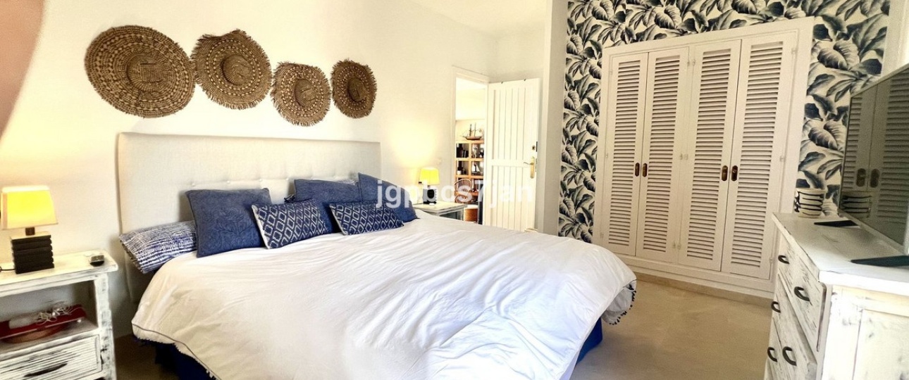 Wiederverkauf - apartment - Marbella - Puerto de Cabopino