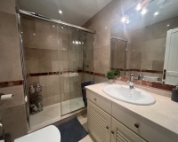 Wiederverkauf - apartment - Marbella - Puerto de Cabopino