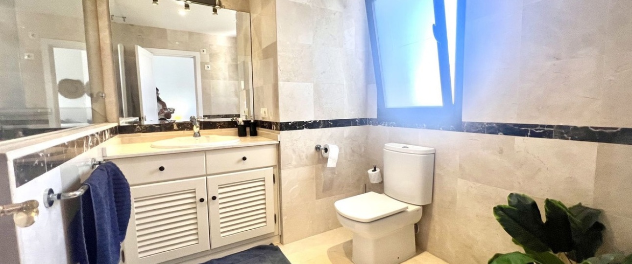 Wiederverkauf - apartment - Marbella - Puerto de Cabopino