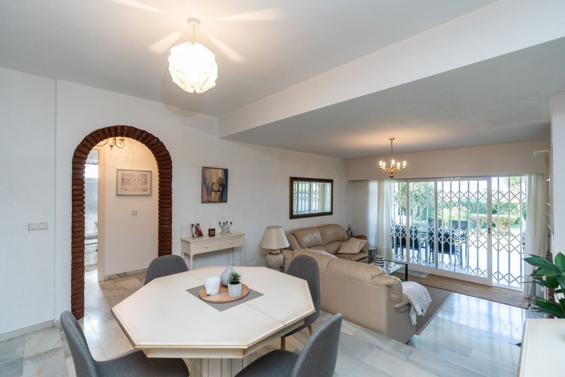 Wiederverkauf - apartment - Marbella - Reserva de Marbella