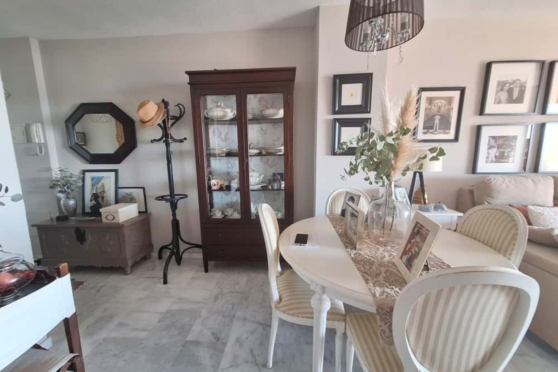 Wiederverkauf - apartment - Marbella - Reserva de Marbella