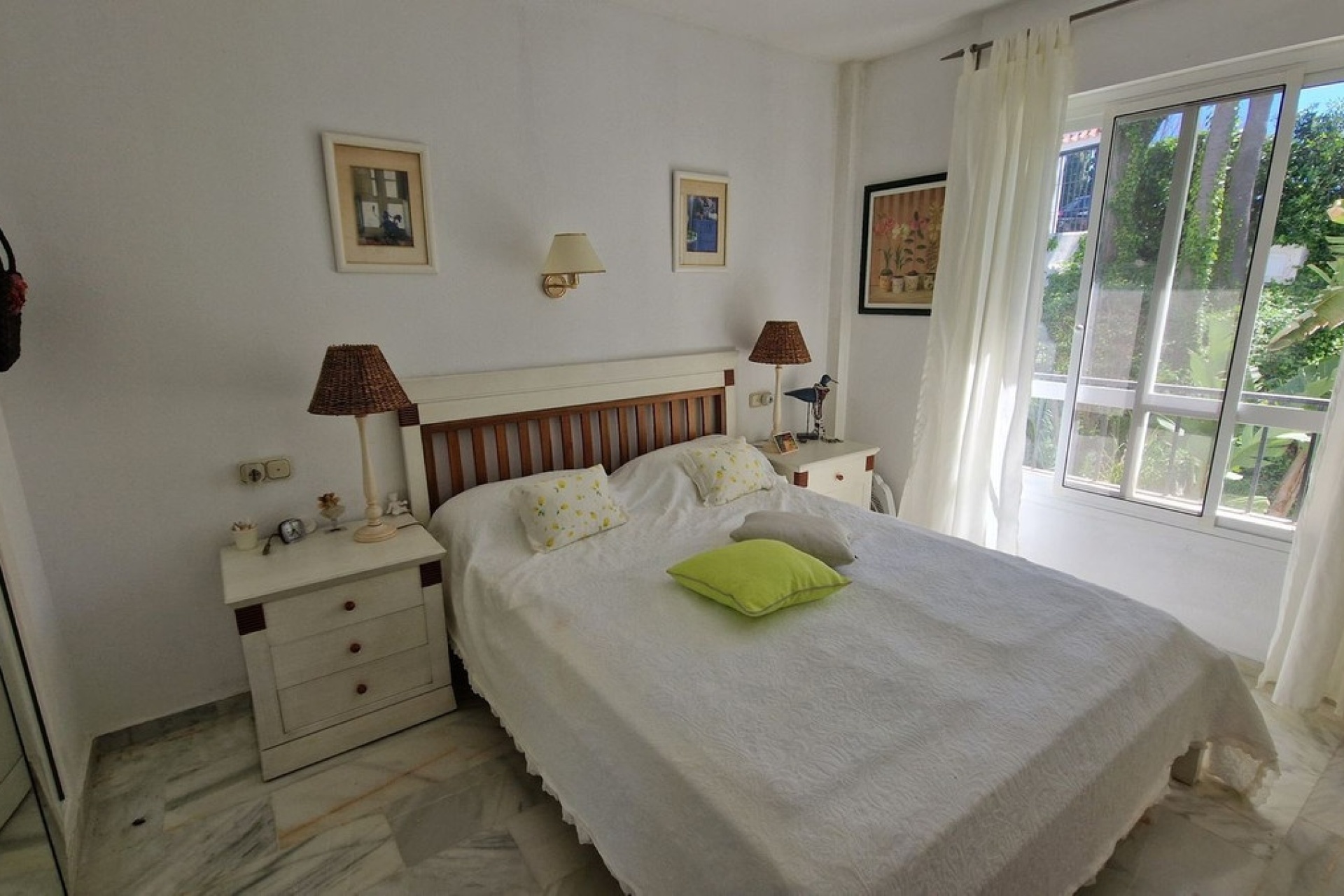 Wiederverkauf - apartment - Marbella - Reserva de Marbella