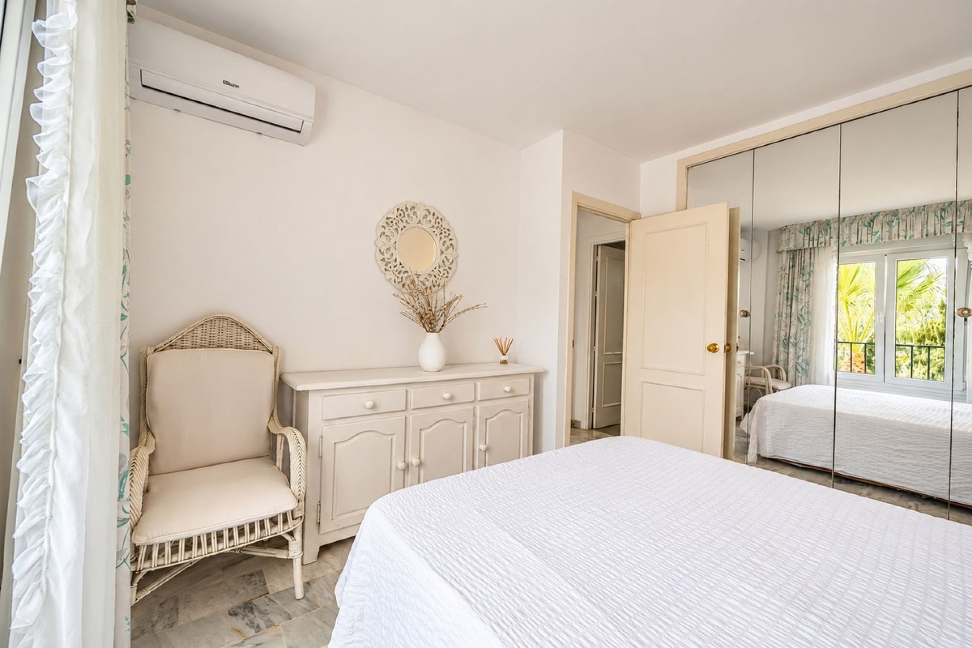 Wiederverkauf - apartment - Marbella - Reserva de Marbella