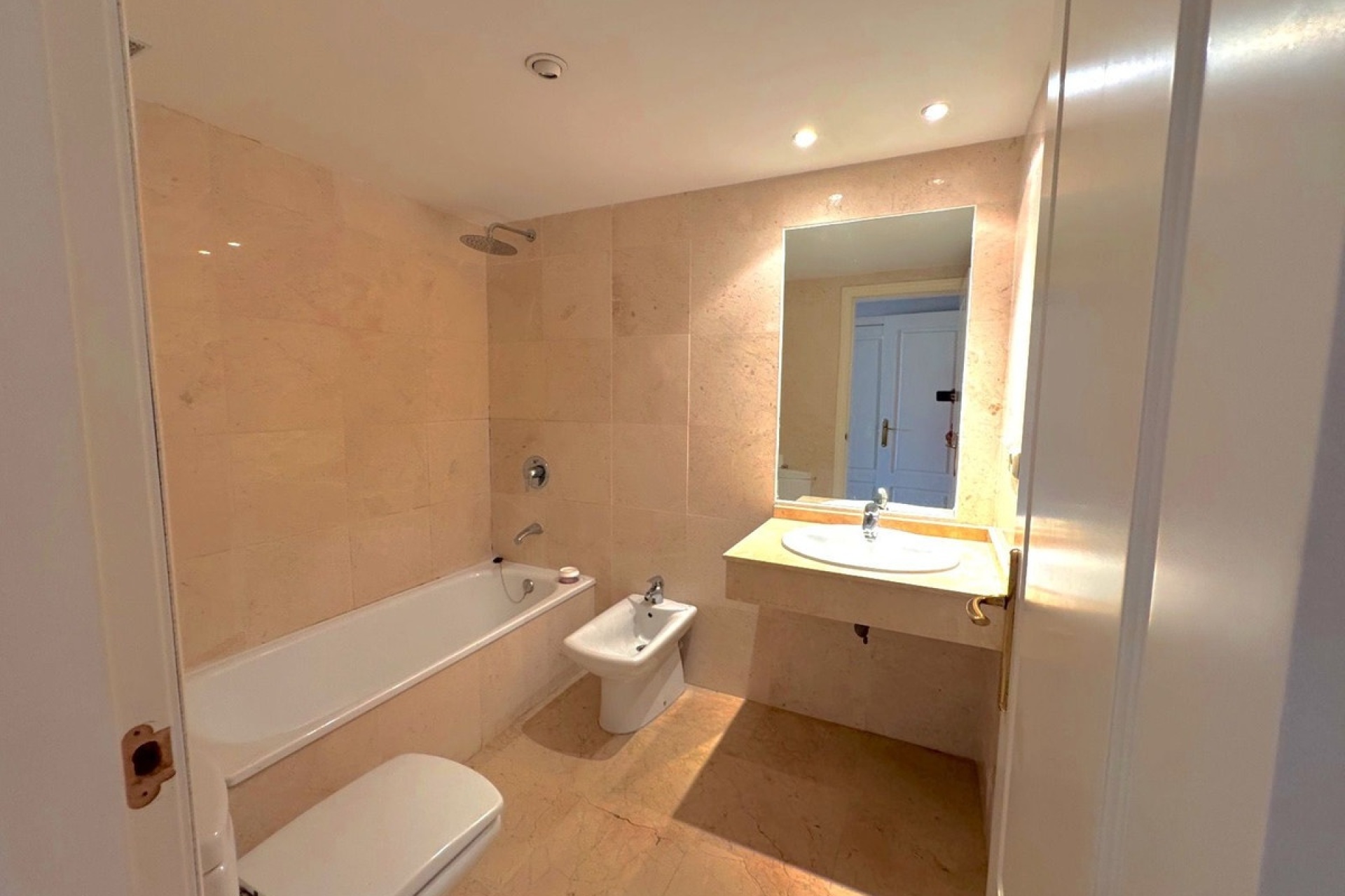 Wiederverkauf - apartment - Marbella - Río Real