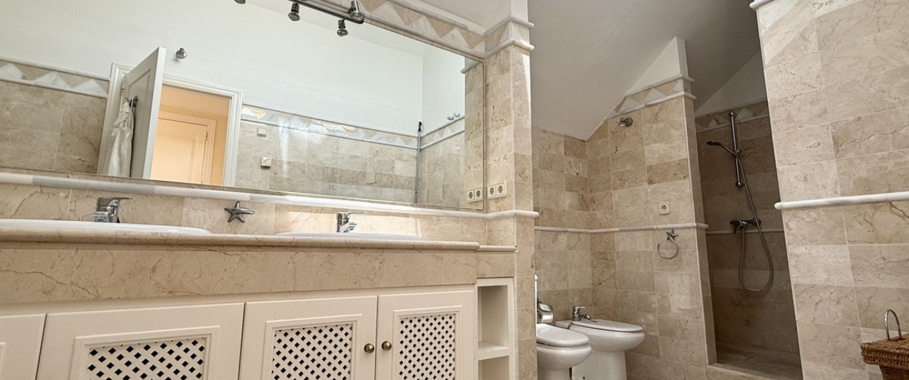 Wiederverkauf - apartment - Marbella - Río Real