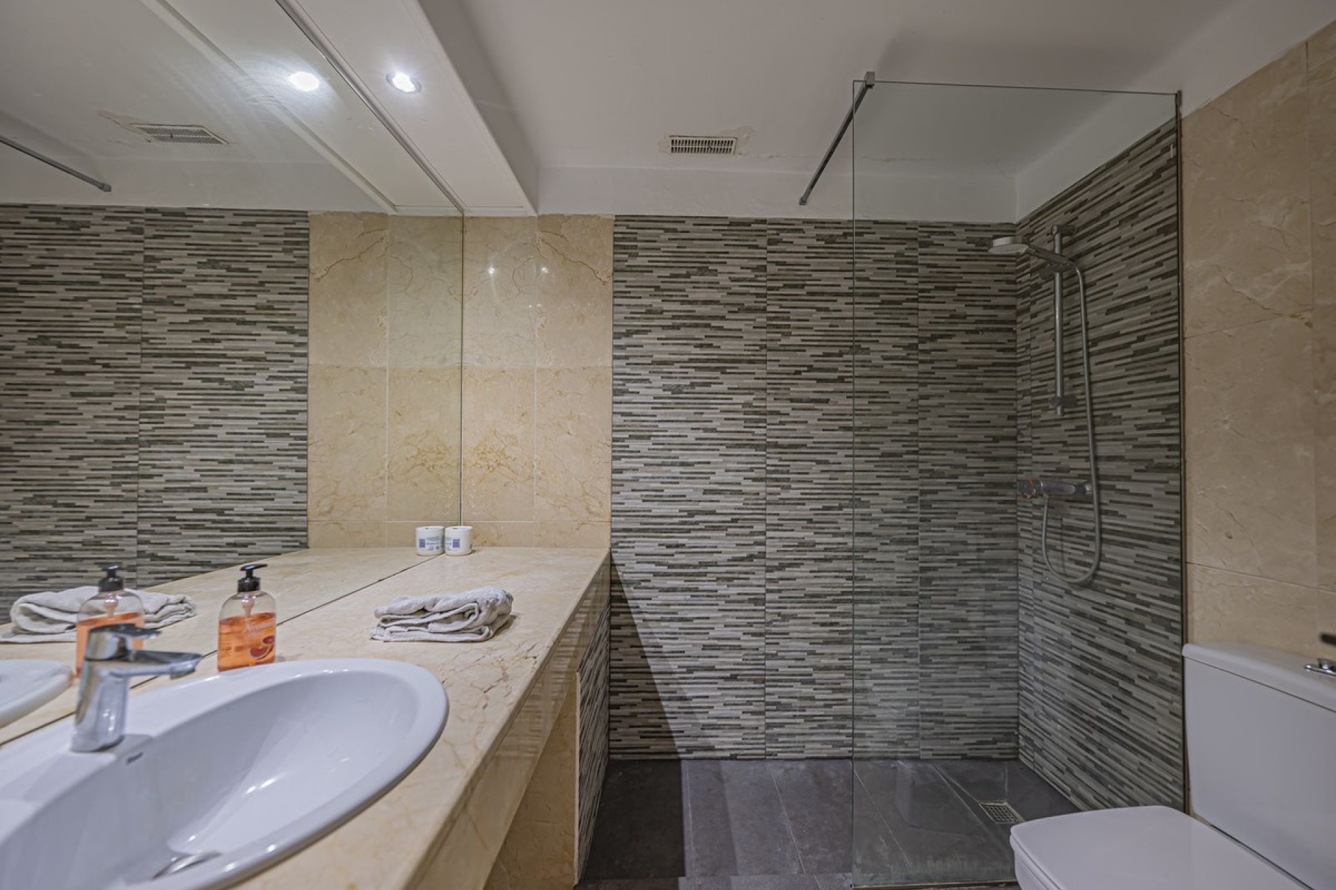 Wiederverkauf - apartment - Marbella - Río Real