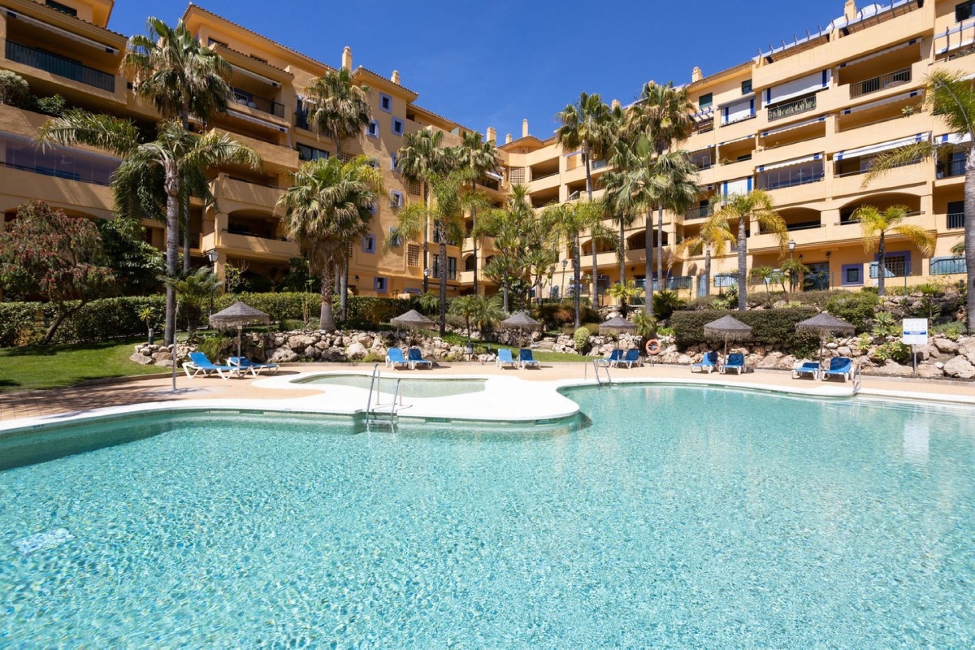 Wiederverkauf - apartment - Marbella - San Pedro de Alcántara