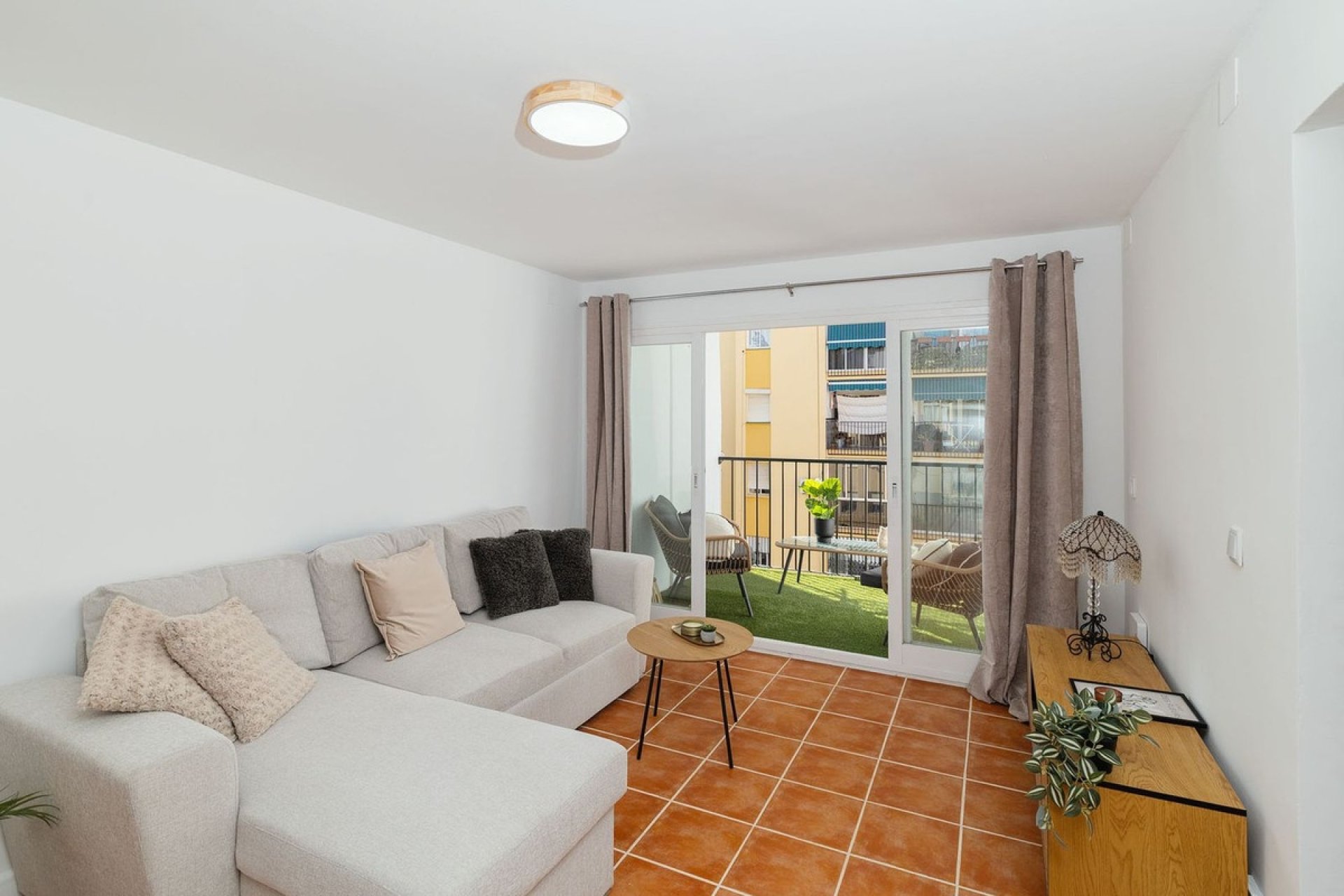 Wiederverkauf - apartment - Marbella - San Pedro de Alcántara