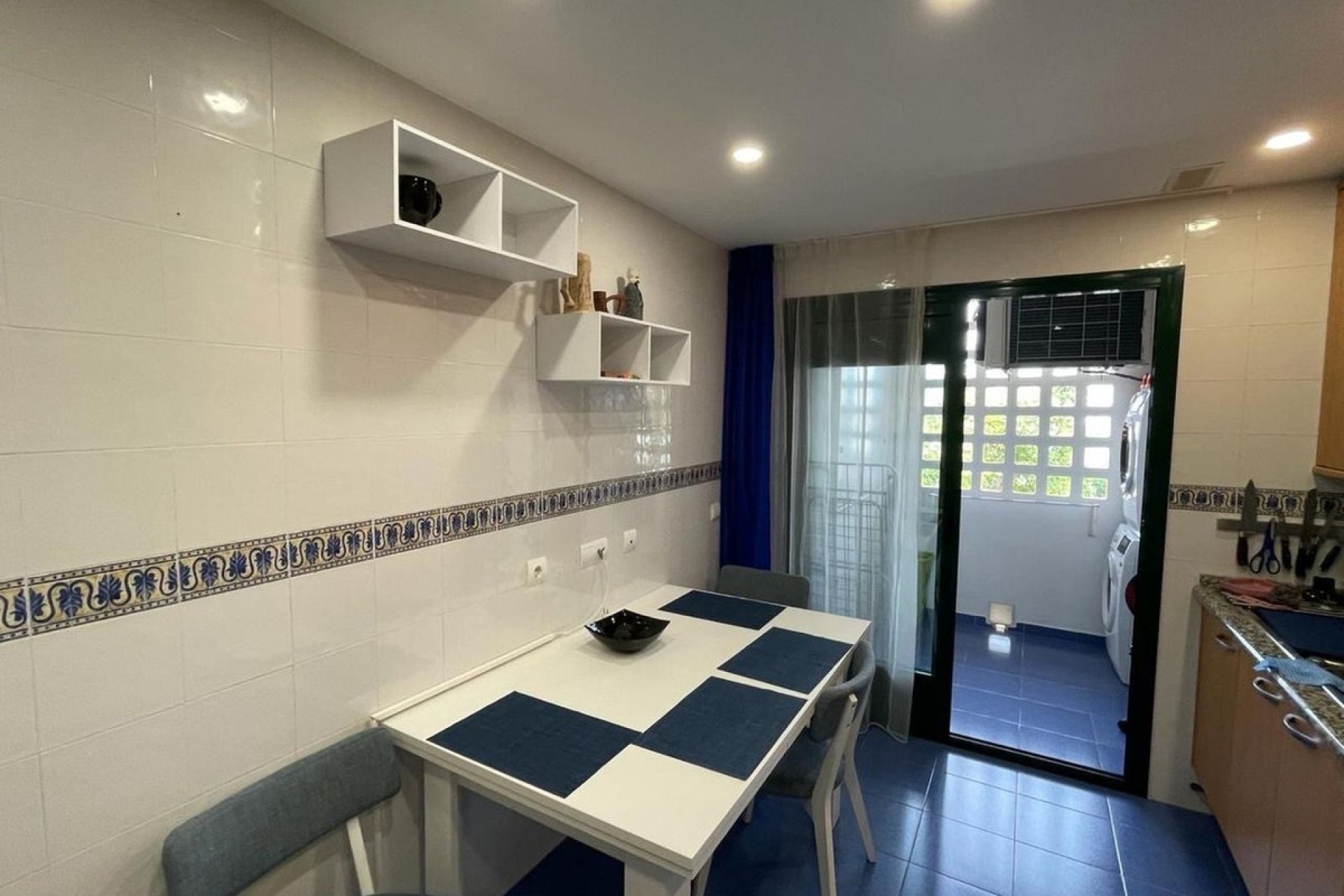 Wiederverkauf - apartment - Marbella - San Pedro de Alcántara