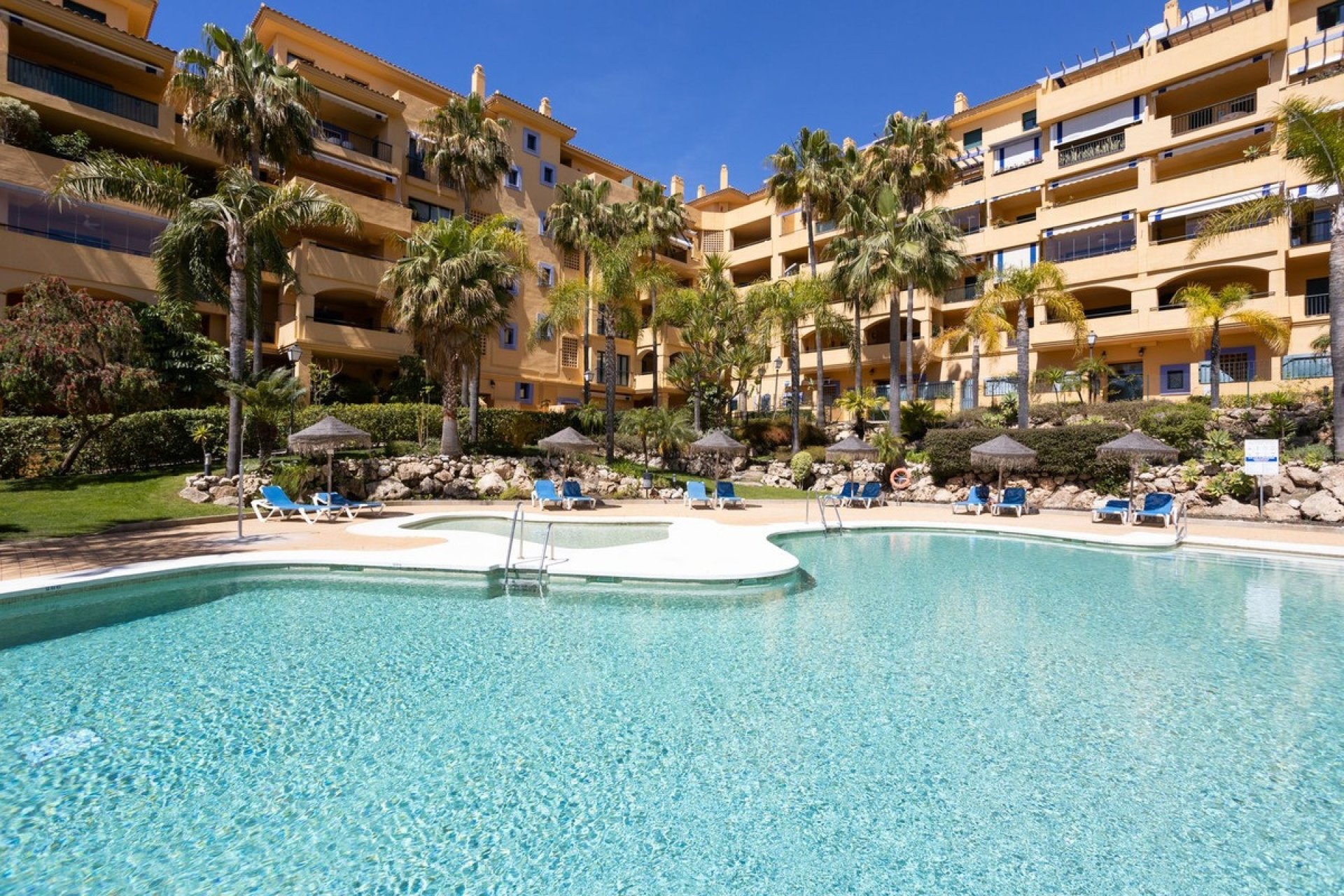 Wiederverkauf - apartment - Marbella - San Pedro de Alcántara