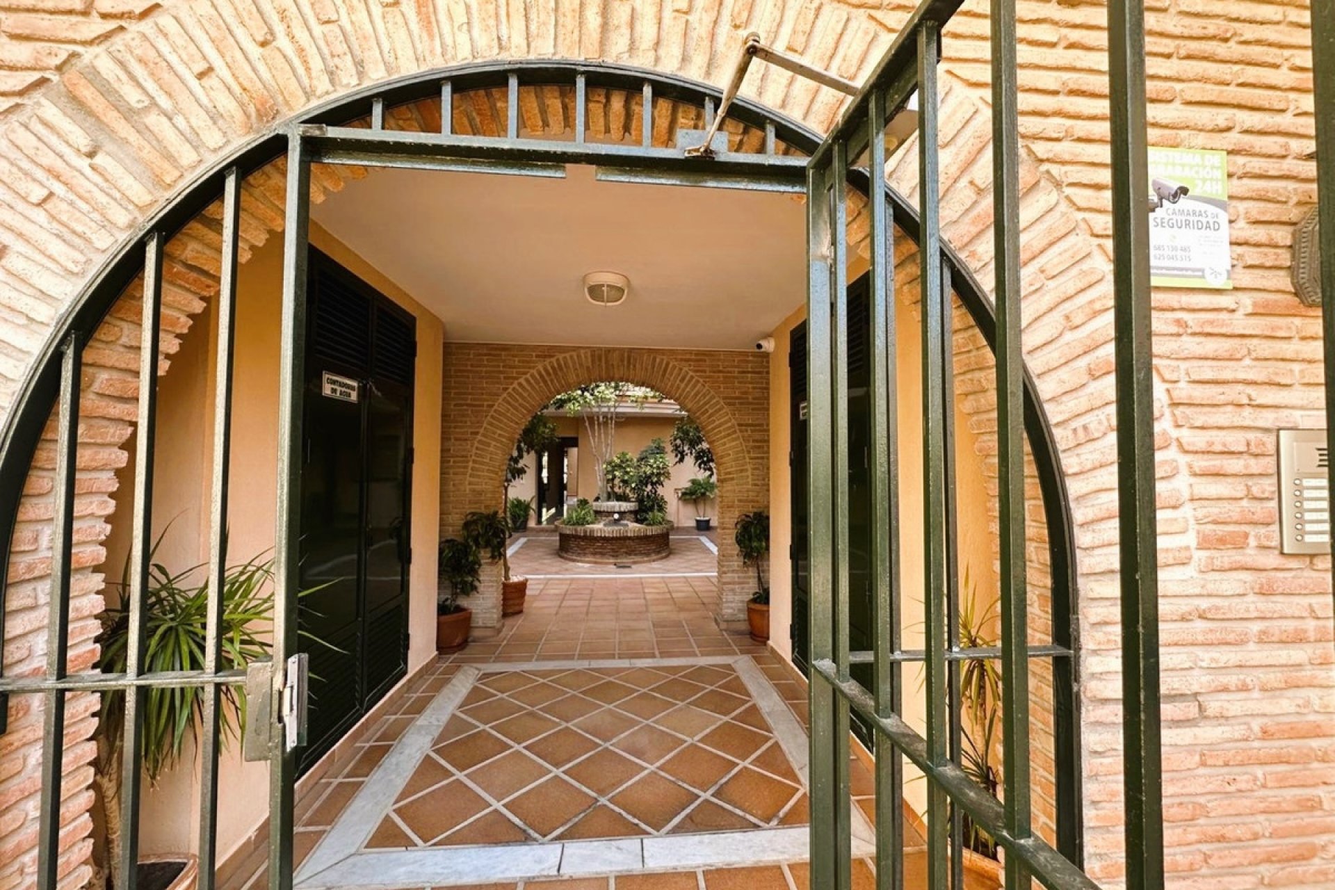 Wiederverkauf - apartment - Marbella - San Pedro de Alcántara