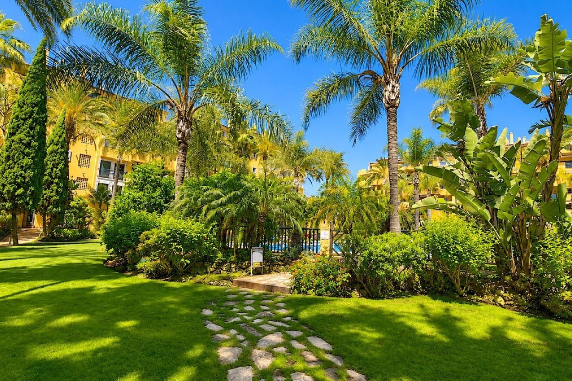Wiederverkauf - apartment - Marbella - San Pedro de Alcántara