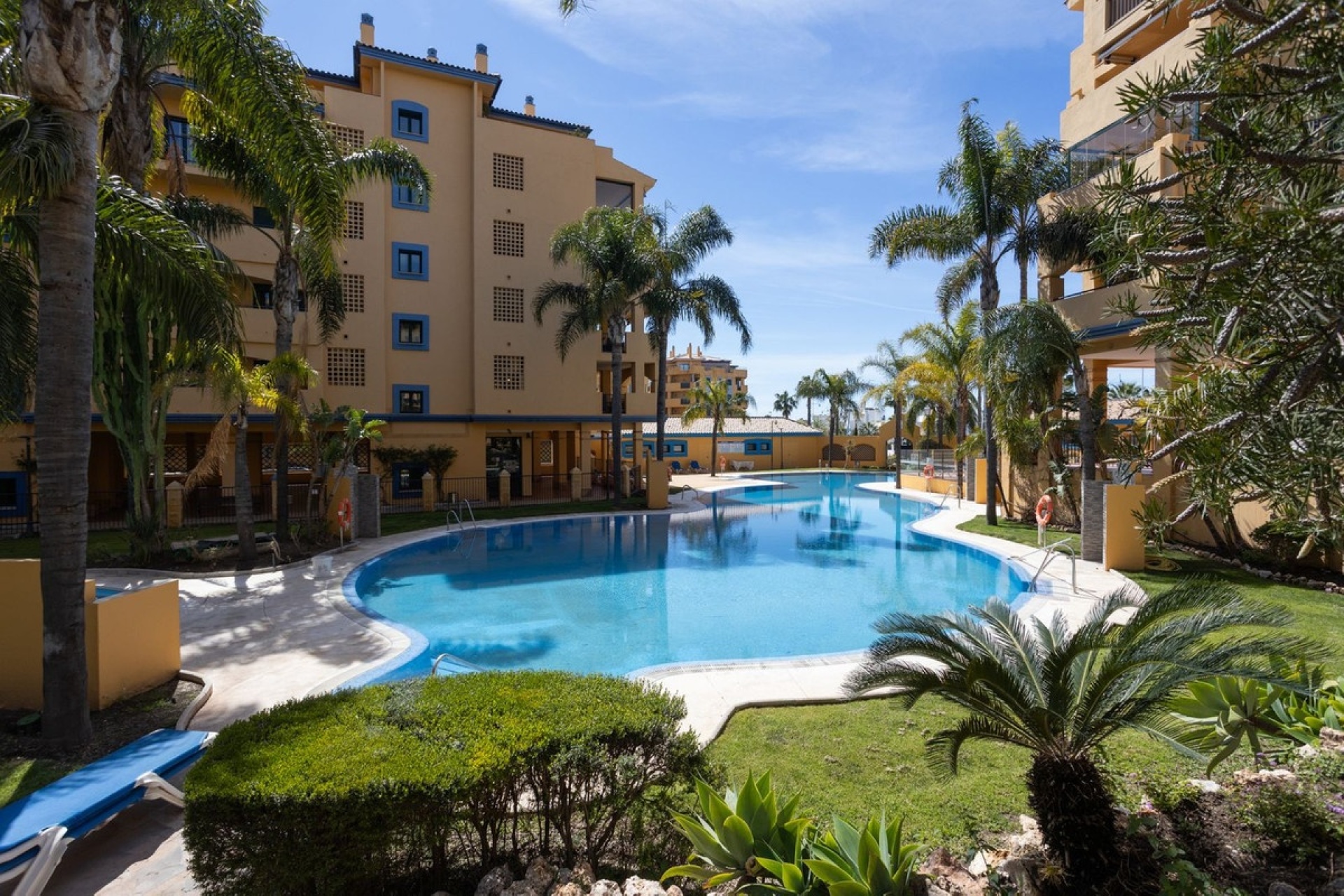 Wiederverkauf - apartment - Marbella - San Pedro de Alcántara