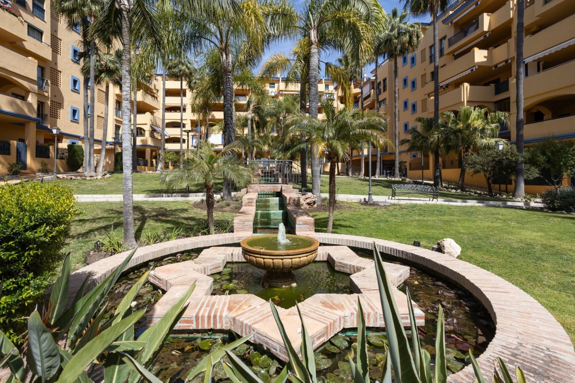 Wiederverkauf - apartment - Marbella - San Pedro de Alcántara