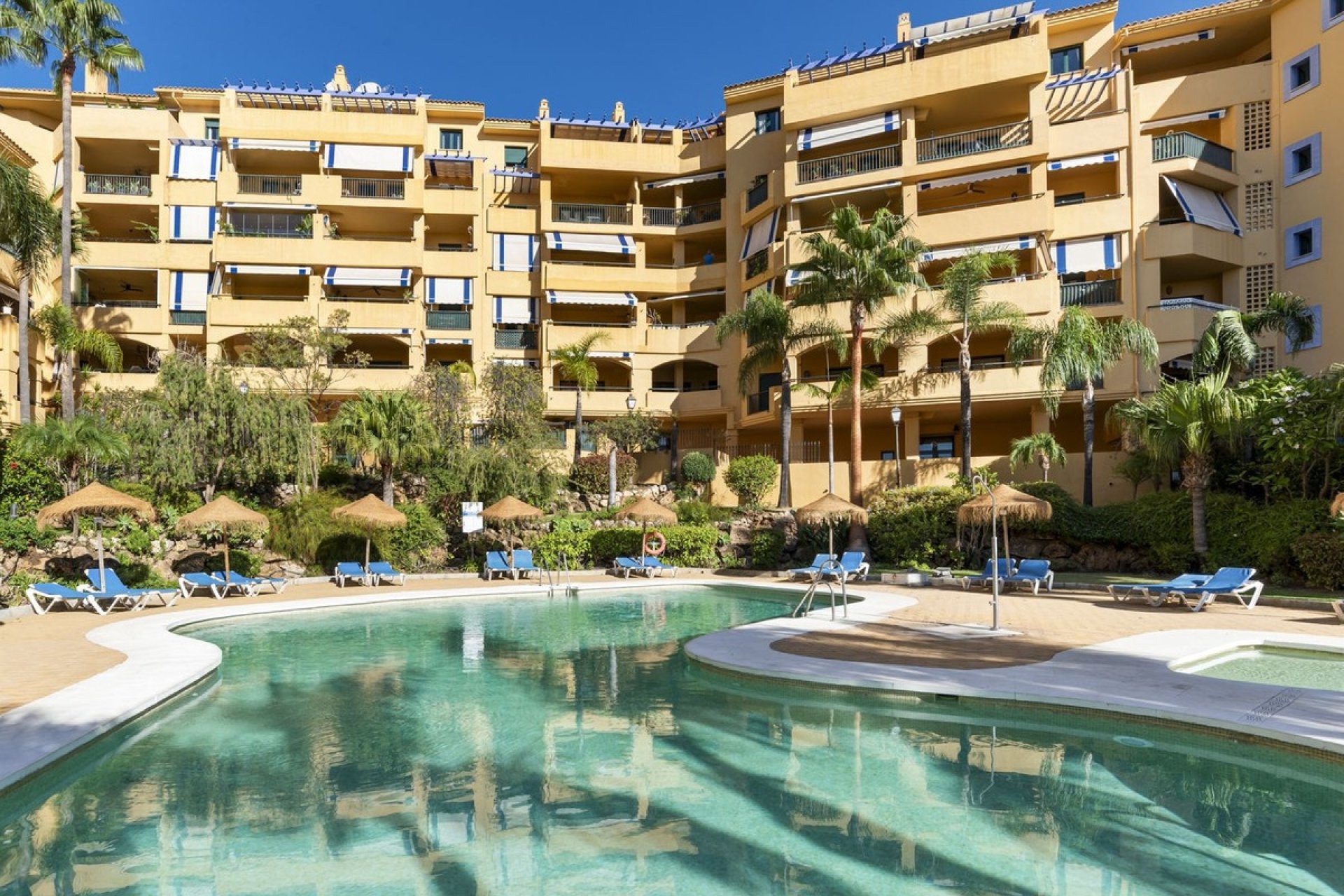 Wiederverkauf - apartment - Marbella - San Pedro de Alcántara