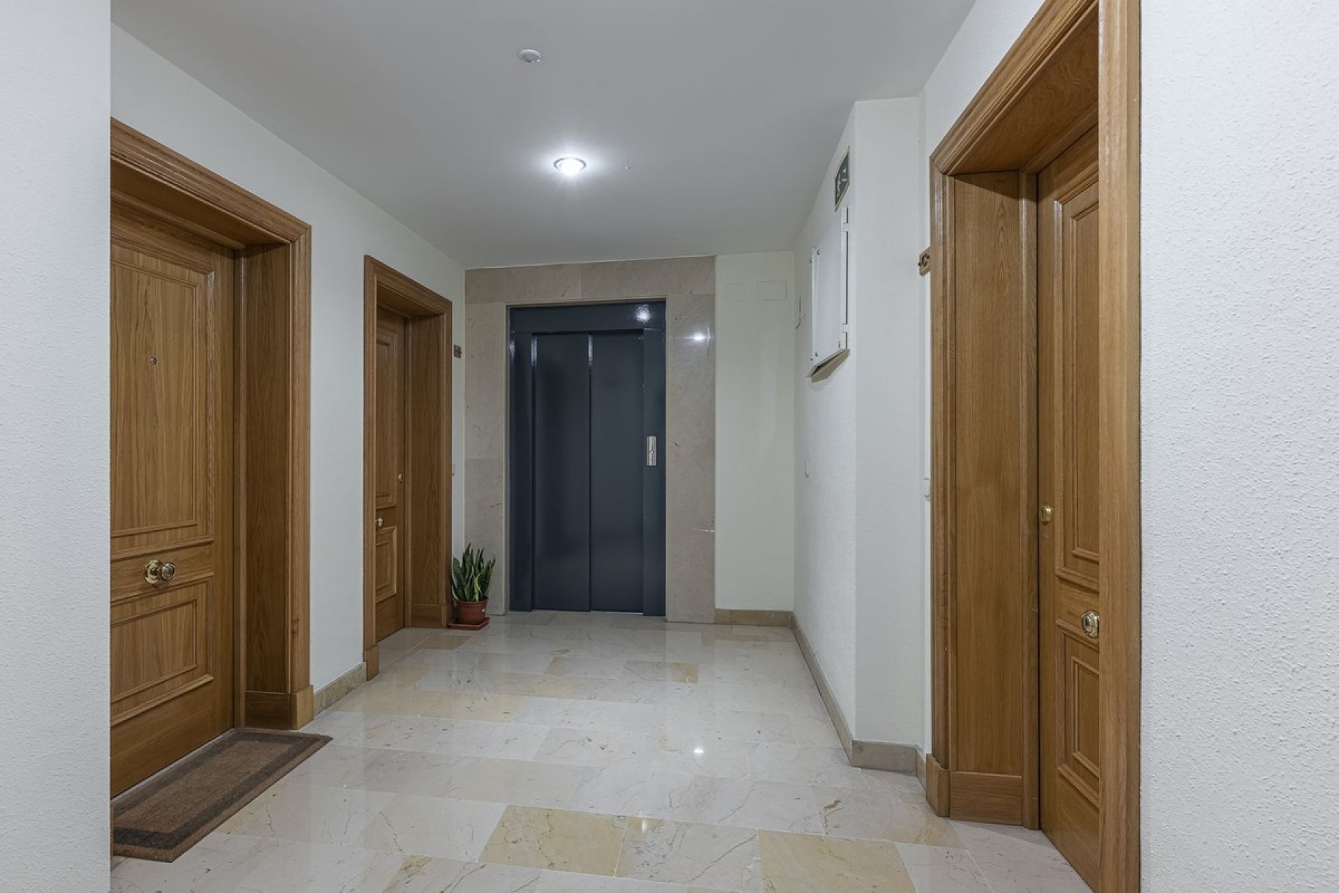 Wiederverkauf - apartment - Marbella - San Pedro de Alcántara