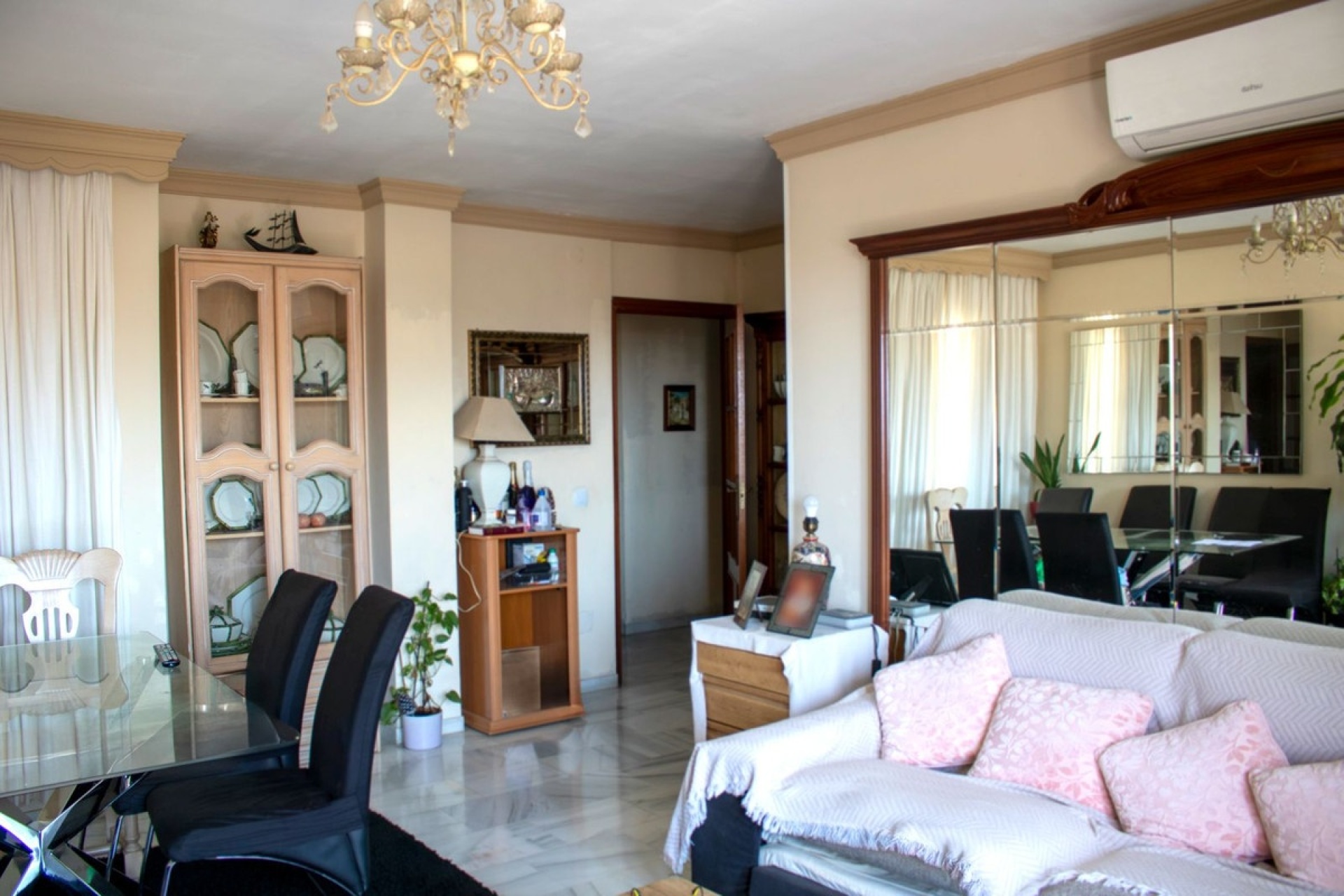Wiederverkauf - apartment - Marbella - San Pedro de Alcántara