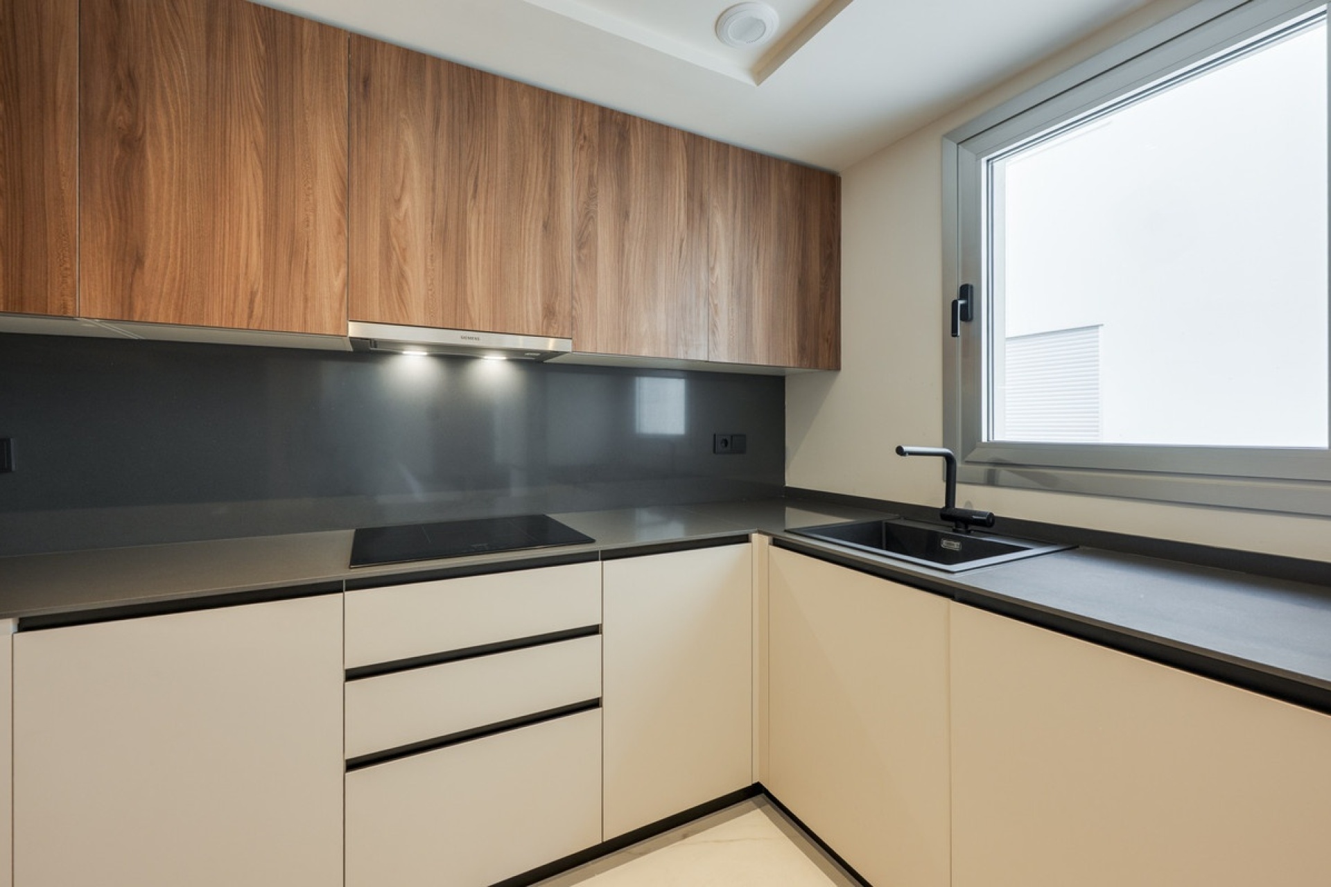 Wiederverkauf - apartment - Marbella - San Pedro de Alcántara
