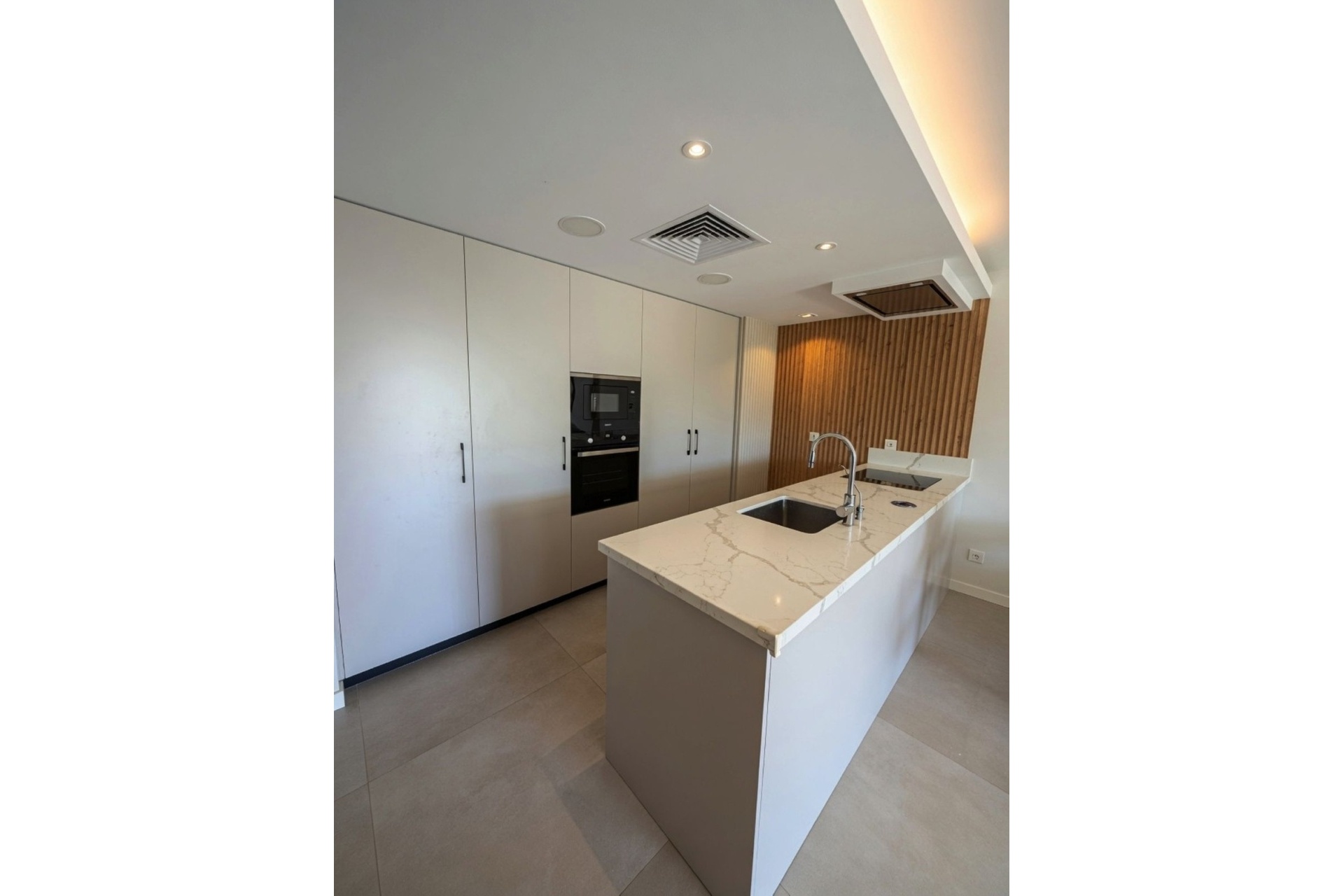 Wiederverkauf - apartment - Marbella - San Pedro de Alcántara