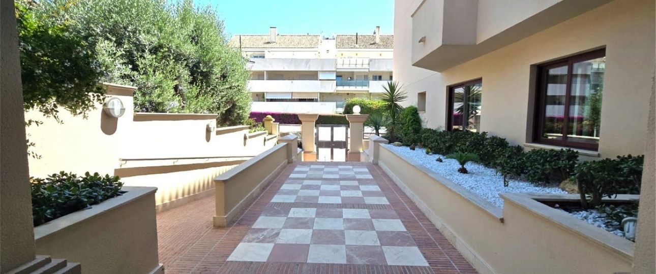 Wiederverkauf - apartment - Marbella - San Pedro de Alcántara