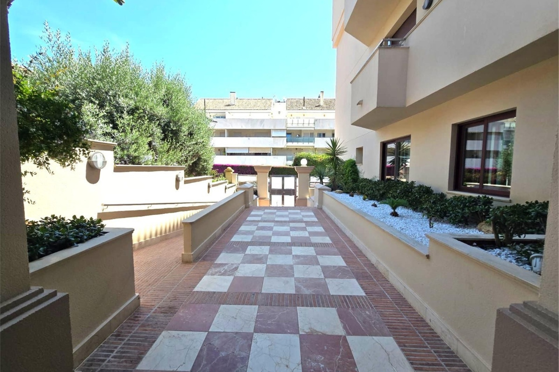 Wiederverkauf - apartment - Marbella - San Pedro de Alcántara