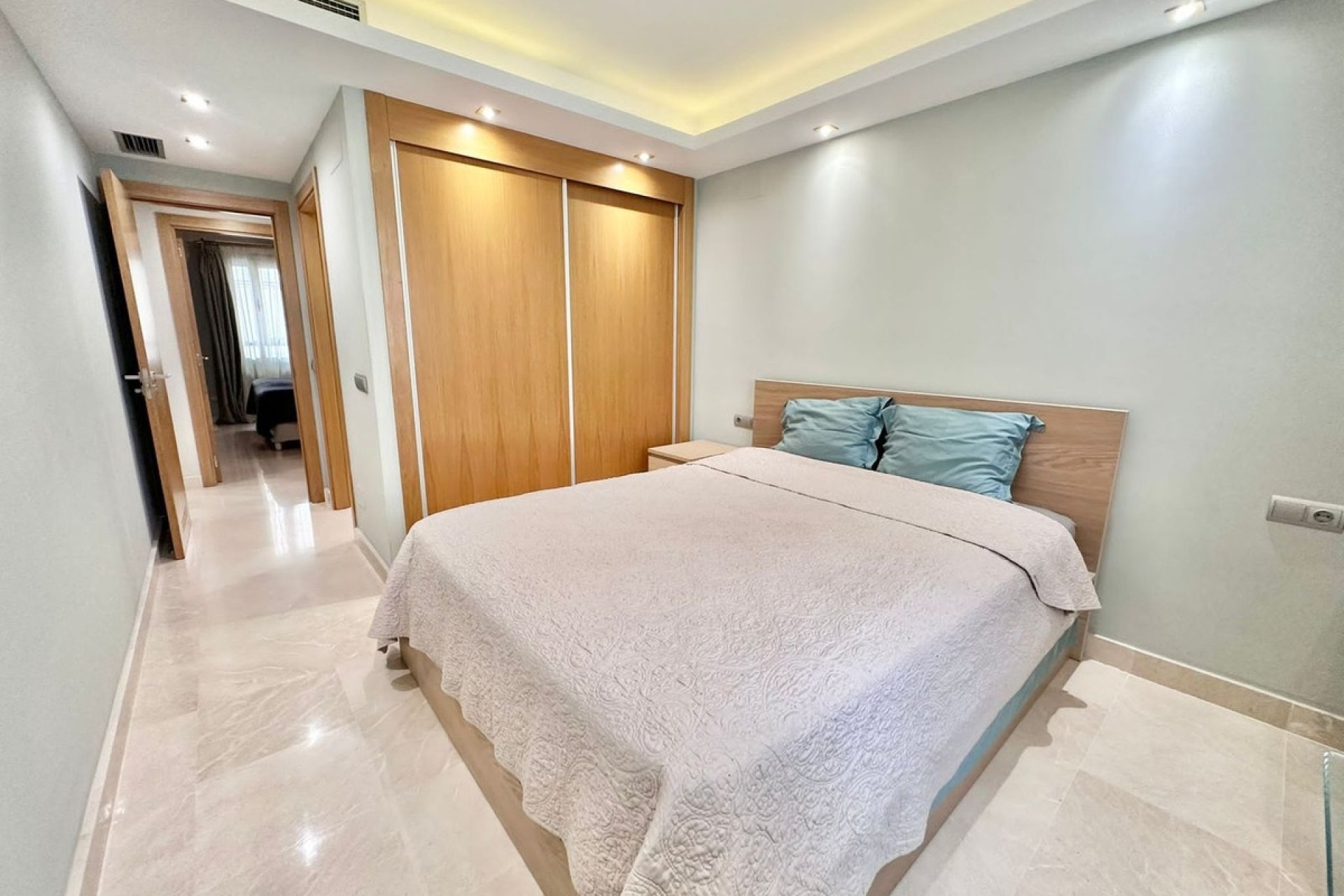 Wiederverkauf - apartment - Marbella - San Pedro de Alcántara
